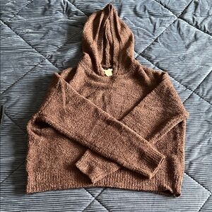 Elegant Brown Hooded Sweater